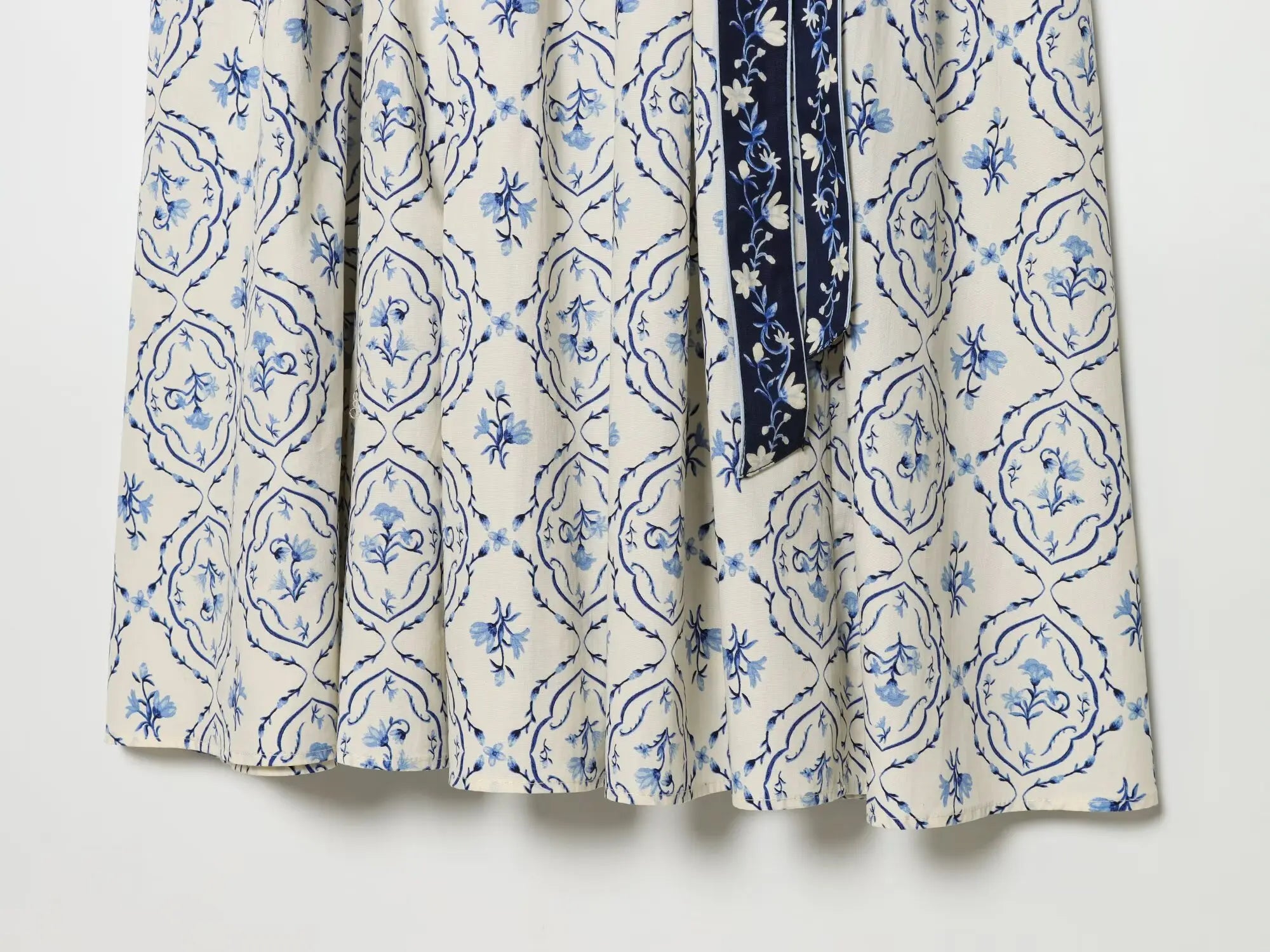 Porcelain Belt Midi Dress